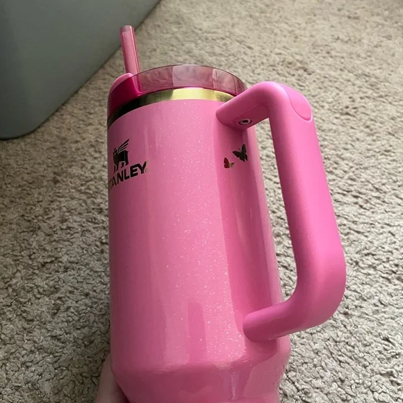 Limited Edition Stanley X Wicked Glinda Pink Quencher H2.0 Tumbler - Picture 5 of 7